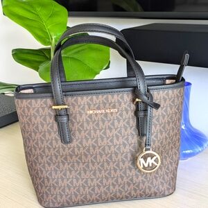 Michael Kors xs Jet Set Tote & Crossbody Strap Used